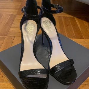 Vince Camuto Frenchie Heels Size 8.5